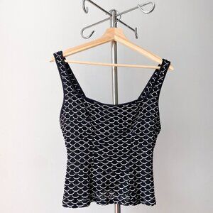 🍂 Y2K Vintage Black & White Geometrical Print Cropped Tank Top Square Neckline